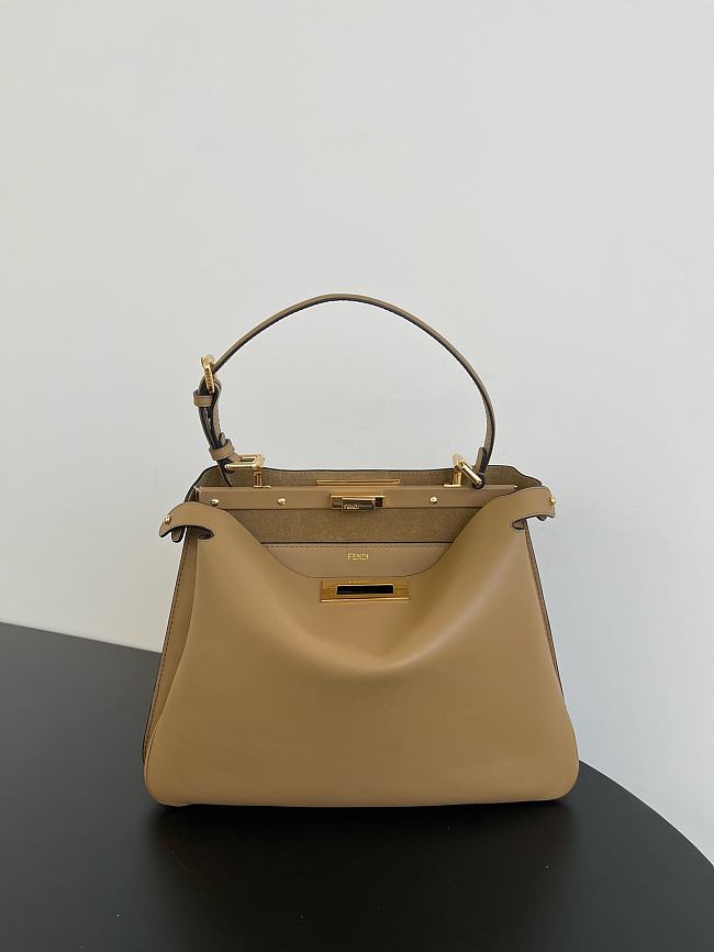FENDI PEEKABOO Soft Medium Caramel brown size 33x10x25.5 cm - 1