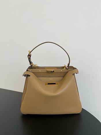 FENDI PEEKABOO Soft Medium Caramel brown size 33x10x25.5 cm