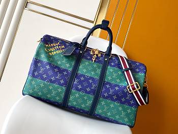 LV Keepall Bandoulière 50 Blue Stripes size 29x23x50cm