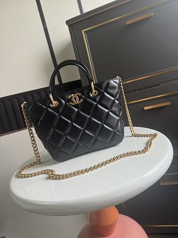  Chanel 23B Vegetable Basket Handbag Black Sheepskin size 20×12.5×21cm