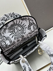 Dior Lady D-Lite Medium Bag Black Light gold size 24x20x11cm - 3