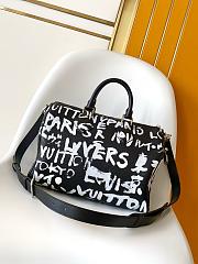 LV Speedy P9 Bandoulière 30 Autres Cuirs Monogram Black size 32x22.5x18 cm - 3