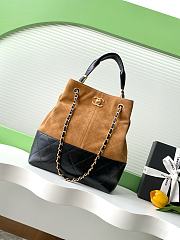 Chanel Métiers d’art Shopping Bag - size: 31 x 20 x12cm - 1