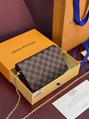 Louis Vuitton Vavin Damier Ebene Canvas Brown size 19x12.5x4 cm - 2