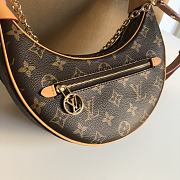 LV Loop Bag Monogram size 23 x 13 x 6 cm - 2