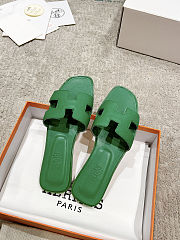 Hermès Oran Sandals Green - 4