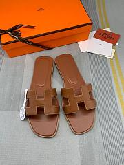Hermès Oran Sandals Brown - 1