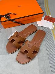 Hermès Oran Sandals Brown - 2