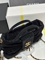 Maxi Bow Bag Velvet-Effect Nylon & Gold-Tone Metal Black - 6