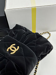 Maxi Bow Bag Velvet-Effect Nylon & Gold-Tone Metal Black - 4
