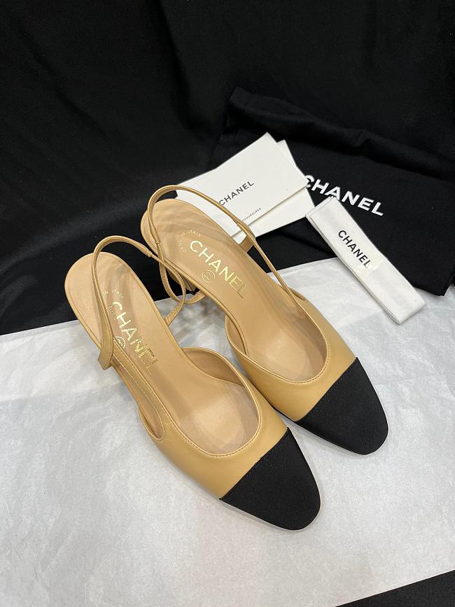 Chanel Women's Tan and Black Slingback Shoes - 1