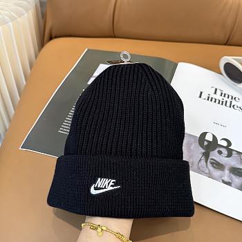 Nike Ribbed Knit Beanie Black