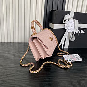Chanel Grained Shiny Calfskin & Gold-Tone Metal Light Pink - 3