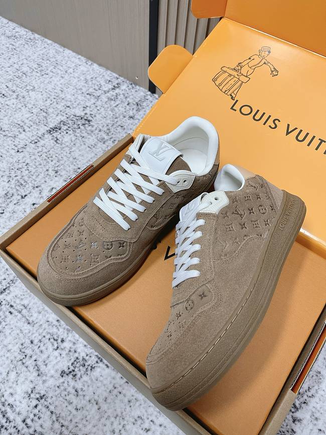LV Stadium Sneakers 1AGXPX - 1