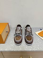 Louis Vuitton trainer sneakers mocha crocodile print - 5