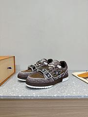 Louis Vuitton trainer sneakers mocha crocodile print - 1