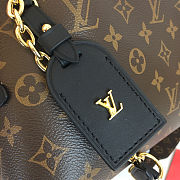 LV Ski CarryAll BB M26568 Size 17 x 10 x 26cm - 2