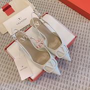 VLogo Signature Patent Leather Slingback Pump 80mm - 3