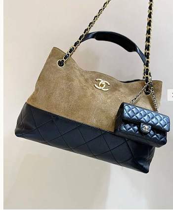 Chanel 25A Suede Color Block Hobo Size 24x36x14cm