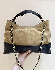 Chanel 25A Suede Color Block Hobo Size 24x36x14cm - 6