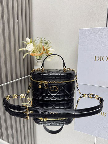 Dior Caro Mini Vanity Case Black Macrocannage Lambskin Size 16.5x8x9.5cm