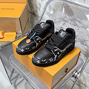 LV Trainer Black 1AHTO8 - 1