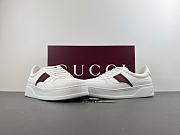 GUCCI Men's chunky trainers in white leather - 2