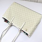 GG Emblem medium tote bag in beige and white fabric Size 38x25.5x15cm - 2