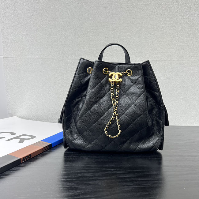 Chanel 25 medium backpack Grained calfskin & gold-tone Size 23x23x15cm - 1