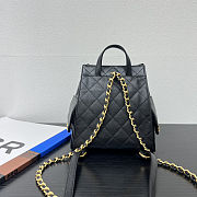 Chanel 25 medium backpack Grained calfskin & gold-tone Size 23x23x15cm - 2