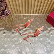 Valentino VLogo 40 velvet slingback pumps in pink - 6