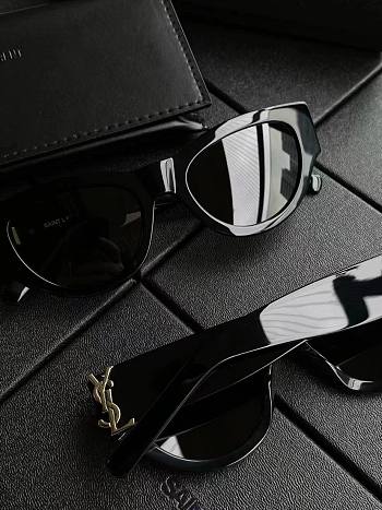 SAINT LAURENT GLASSES 11