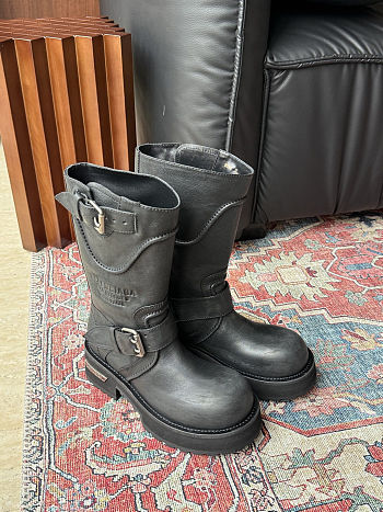 Balenciaga Venom Boot in Black 