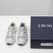 DIOR Unisex CD Shoes B30 Low-Top Sneaker Gray Mesh and White Technical Fabric - 5