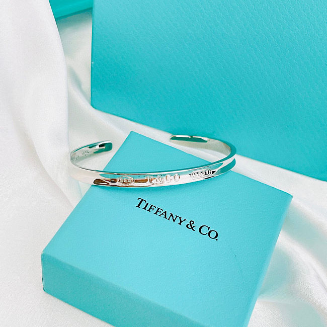 Tiffany 1837 Cuff in Silver Narrow - 1