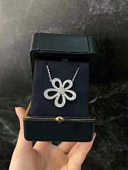 Van Cleef & Arpels White Gold and Diamond Flowerlace Pendant Necklace - 3