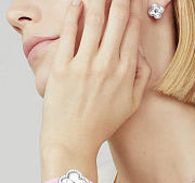 Van Cleef & Arpels' classic diamond, dot and clover - 3