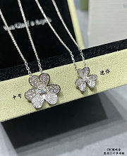 Van Cleef Arpels Frivole Pendant Mini Necklace K18Wg (White Gold) Diamond Clear - 5
