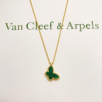 VCA 14k Yellow Gold Green Butterfly Fancy Pendant