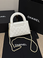 Chanel Kelly Nano White Calfskin Size 13 x 19 x 7cm - 4