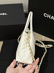 Chanel Kelly Nano White Calfskin Size 13 x 19 x 7cm - 3
