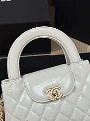Chanel Kelly Nano White Calfskin Size 13 x 19 x 7cm - 2
