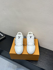 LV Trainers White Leather - 6