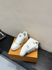 LV Trainers White Leather - 3