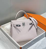  Hermès Kelly Retourne 28 Mauve Pale Clemence Palladium Hardware Size 28cm - 2