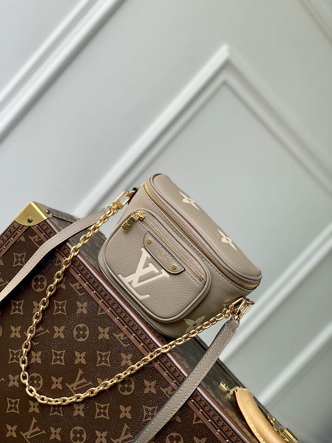 LV Empreinte Mini Bumbag Tourterelle Cream Size 17 x 12 x 9.5cm - 1