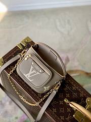 LV Empreinte Mini Bumbag Tourterelle Cream Size 17 x 12 x 9.5cm - 2