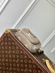 LV Empreinte Mini Bumbag Tourterelle Cream Size 17 x 12 x 9.5cm - 3