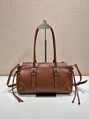 Prada Brown Medium Bonnie Tote Bag in Leather Size 32x17.5x10.5cm - 3