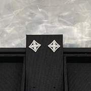 LV monogram flower motif earring - 1